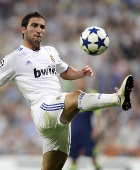 开云综合服务_巴里队前锋拉奥，九岁罹患糖尿病，绿茵征程无畏前行