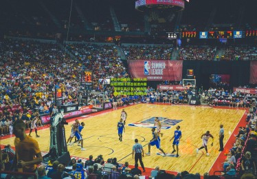 开云中国官网：知情人揭秘塔利斯卡状态低迷内幕，感情生变引发心理危机，职业生涯面临关键挑战