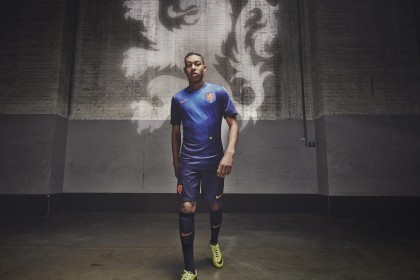 开云中国官网|82场马拉松的信念，希尔德与年轻球员分享生涯持久战哲学