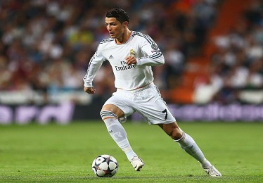 开云中国官网_二级恶意驱逐！阿伦正负值-41创赛季新低，球队惨败暴露防守危机