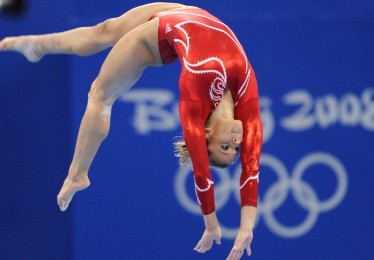 开云官方平台：申花官方宣布金洋洋与薛庆浩加盟，球队阵容深度与实力双提升