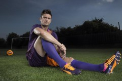 U16国足青春风暴席卷赛场！两连胜狂轰14球登顶小组，新星谢晋帅惟浩帽子戏法引爆热议